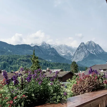 Gaestehaus Quirin Penzion 3*